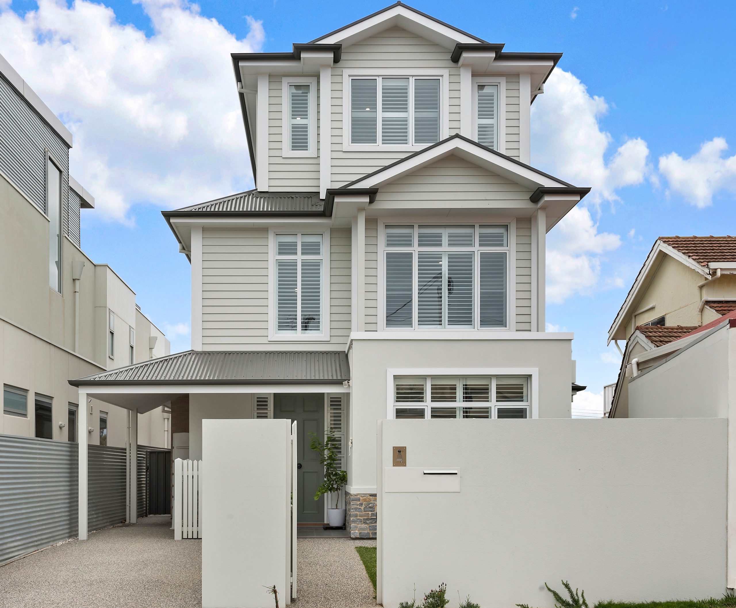 Seaview Road Medallion Homes
